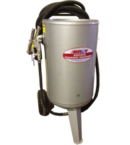 Brut 300 lb Pressure Fed Abrasive Sand Blaster – Heavy-Duty Industrial Portable Media Blaster (300H)