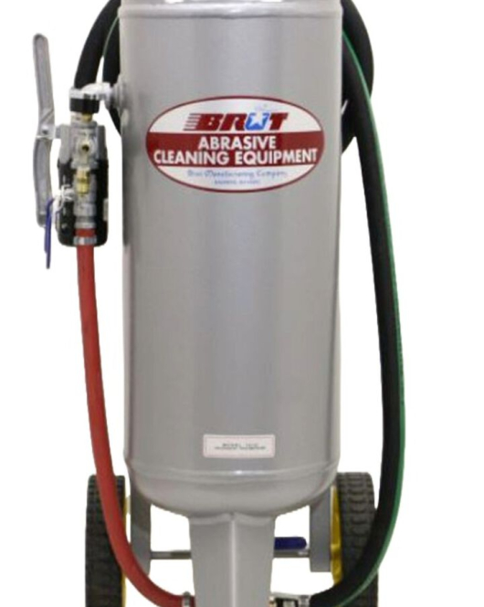 Brut 100 lb Pressure Fed Abrasive Sand Blaster – Heavy-Duty Portable Media Blasting System Brut 100 lb Pressure Fed Abrasive Sand Blaster – Heavy-Duty Portable Media Blasting System