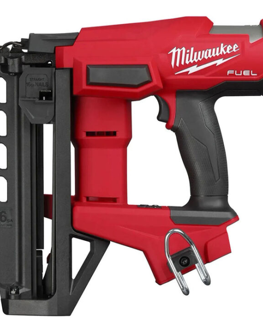 Milwaukee M18 FUEL 16 Gauge Straight Finish Nailer Bare Tool