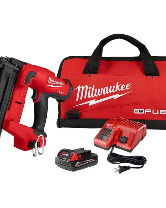 Milwaukee M18 FUEL 18 Gauge Cordless Brad Nailer Kit Milwaukee M18 FUEL 18 Gauge Cordless Brad Nailer Kit
