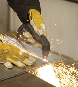 Hobart AirForce 40i Plasma Cutter – Portable Inverter Plasma Cutting Machine